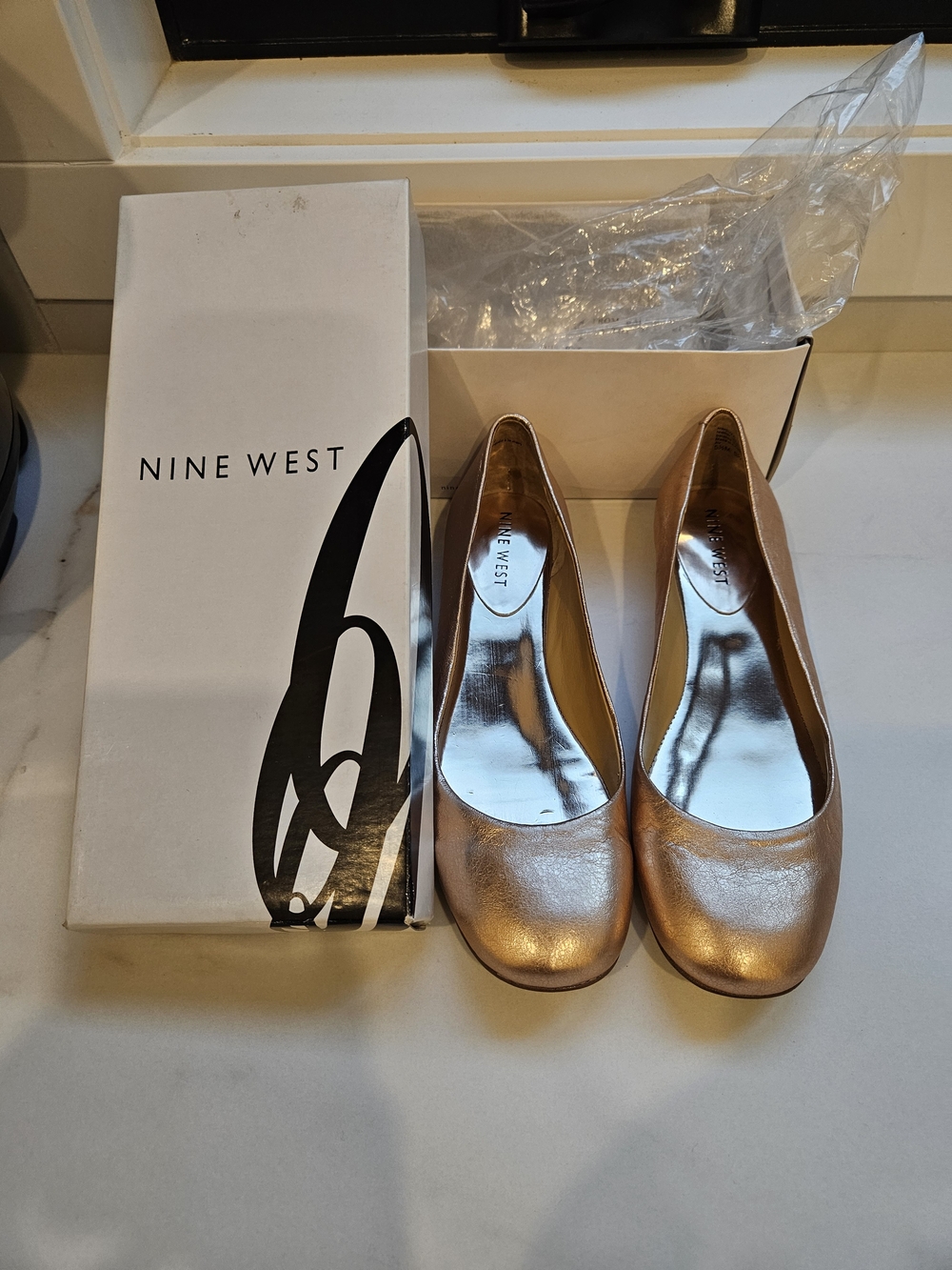 Nine West Women's Metallic Rose Gold Ballet Flats